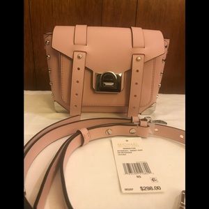 Michael Kors Small Manhattan Shoulder Bag